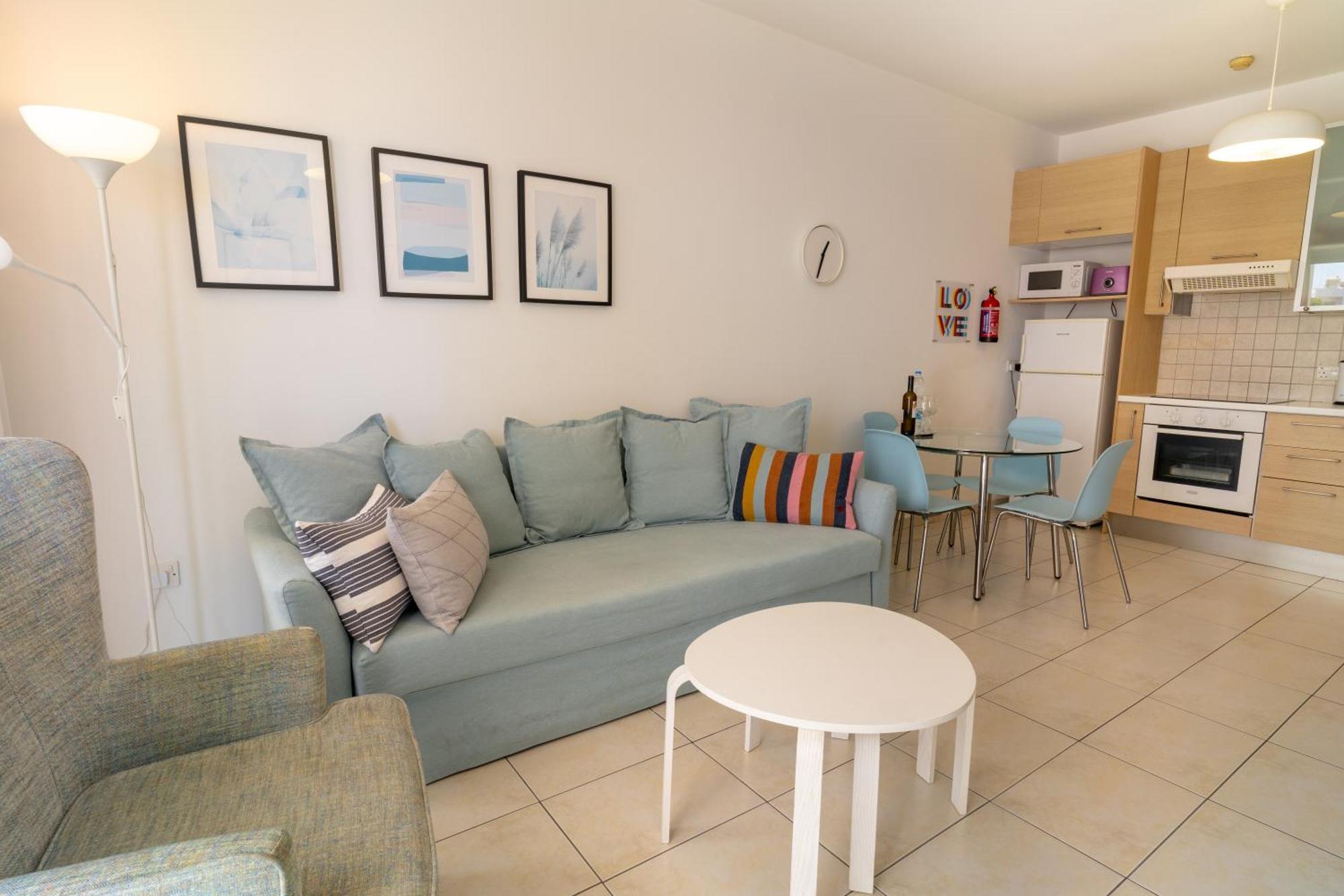 Blue Dawn Center Flat Apartamento Larnaca Exterior foto
